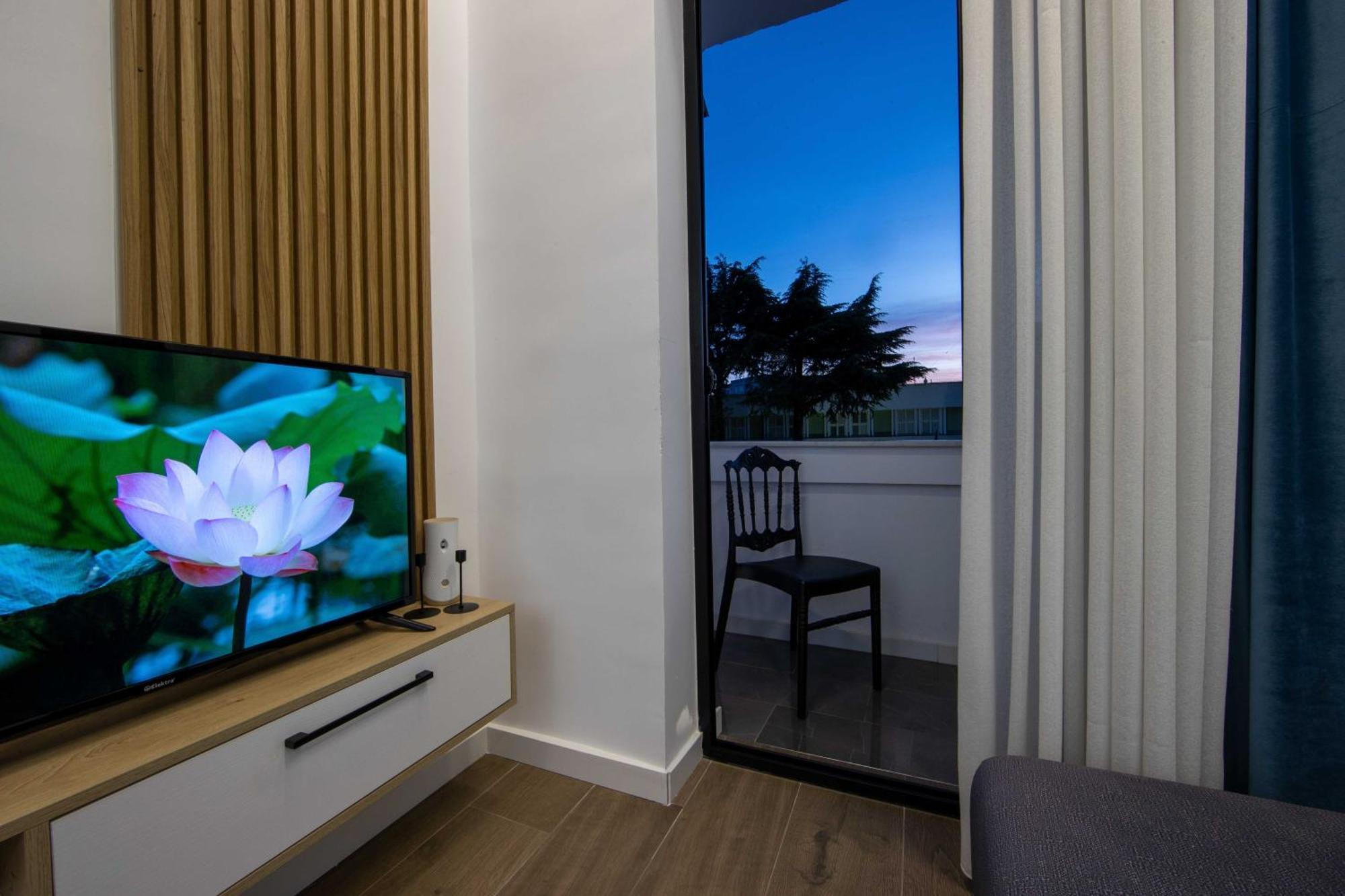 Niki'S Apartments ติรานา ภายนอก รูปภาพ